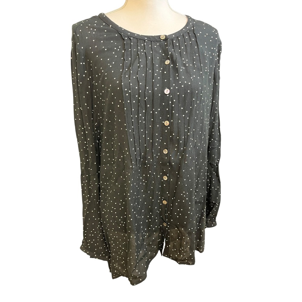 J JILL Polka Dot Blouse Sz L Button Down Top Black Pleated Office Work Relaxed